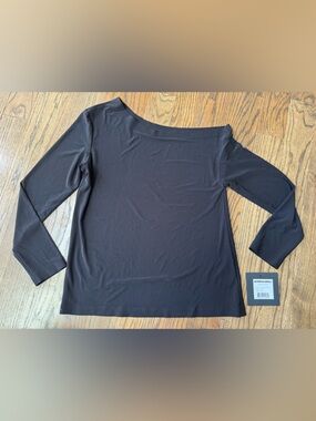 Norma Kamali Long Sleeve Drop Shoulder Top Black Size M NWT Minimalist Stretch